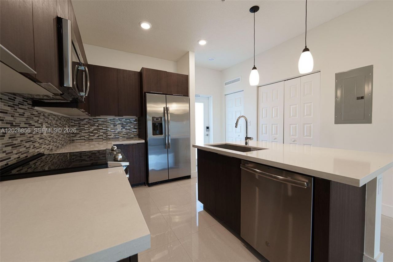 4745 NW 84th Ct , Unit 47, Doral, FL 33166 Photo