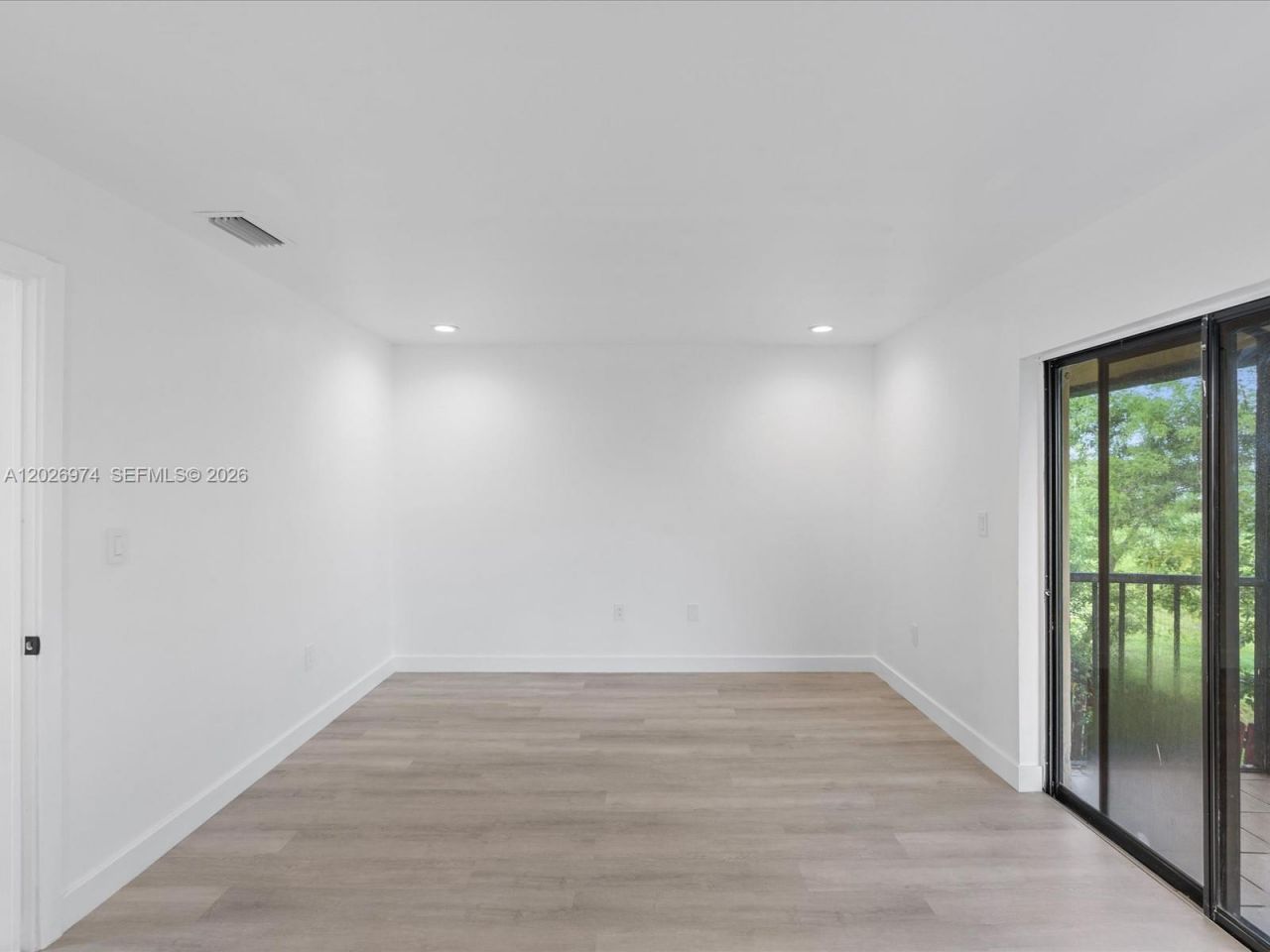 1089 NE 210th Ter, Miami, FL 33179 Photo