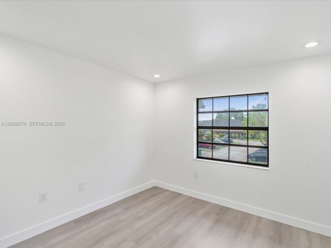 1089 NE 210th Ter, Miami, FL 33179 Photo