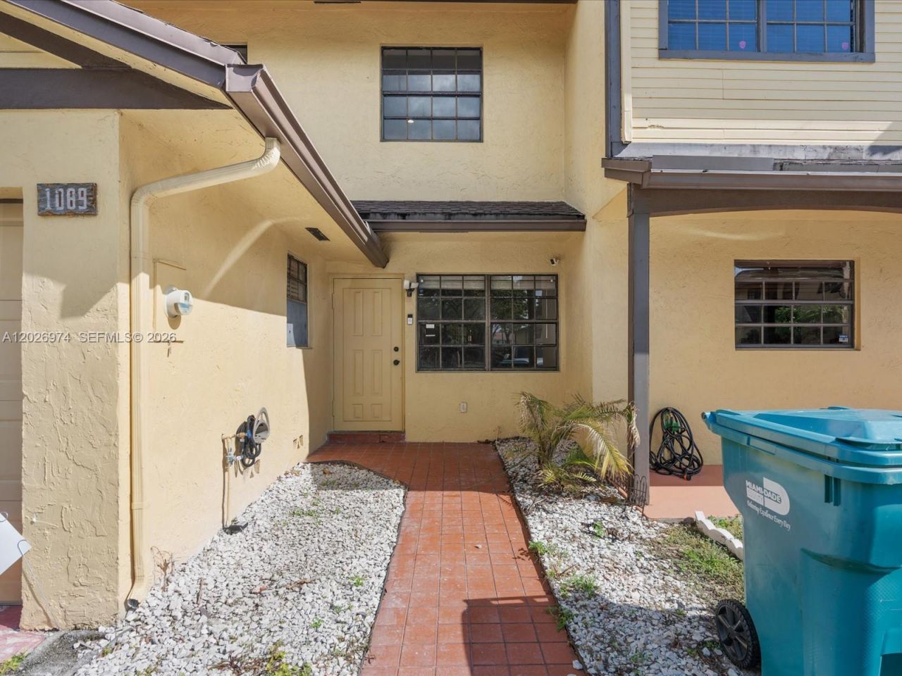 1089 NE 210th Ter, Miami, FL 33179 Photo
