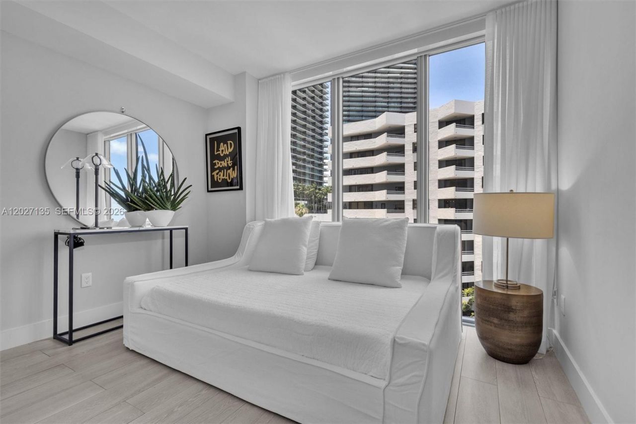2900 NE 7th Ave , Unit 402, Miami, FL 33137 Photo