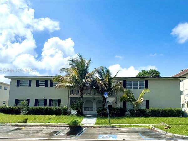 2151 NE 168th St , North Miami Beach, FL 33162