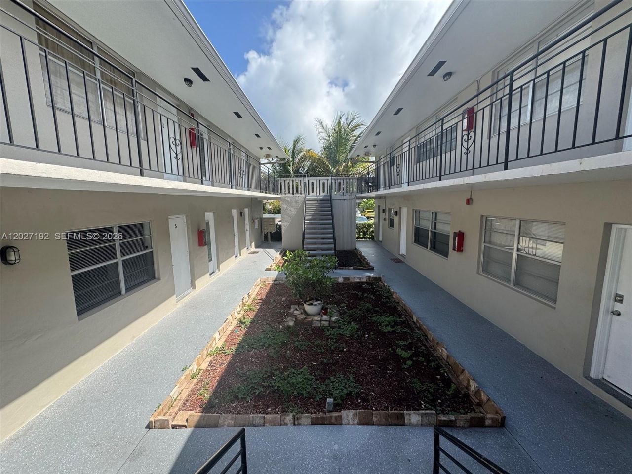 2151 NE 168th St , North Miami Beach, FL 33162 Photo