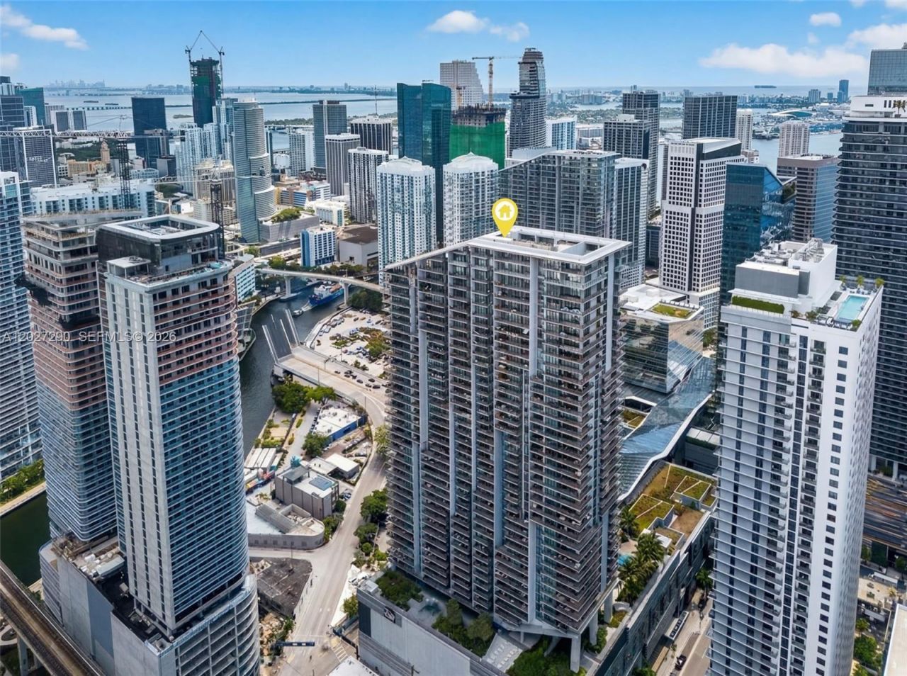 88 SW 7th St, Unit 2408, Miami, FL 33130 Photo