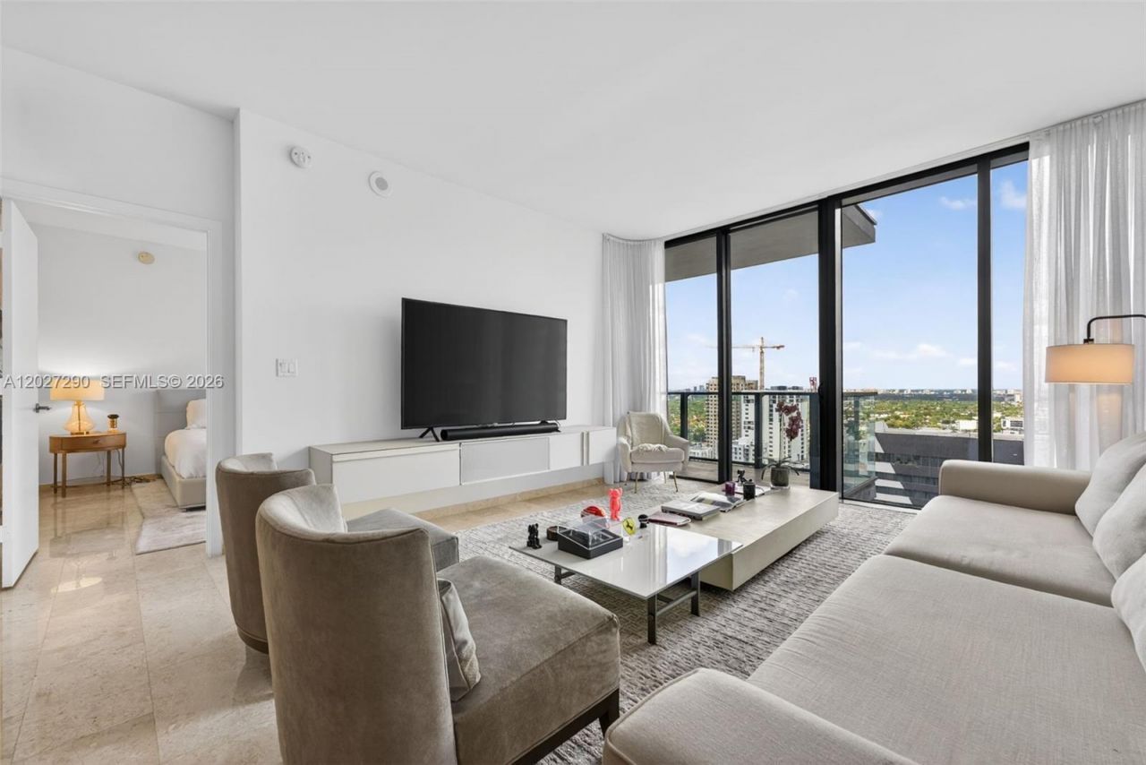 88 SW 7th St, Unit 2408, Miami, FL 33130 Photo