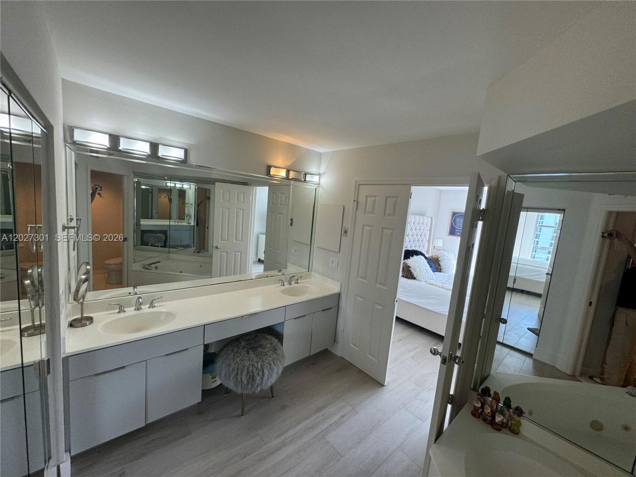 3500 Mystic Pointe Dr , Unit 2003, Aventura, FL 33180 Photo