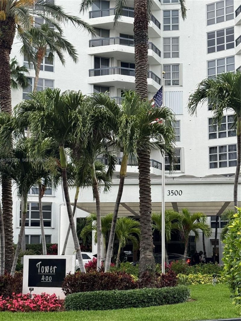 3500 Mystic Pointe Dr , Unit 2003, Aventura, FL 33180 Photo