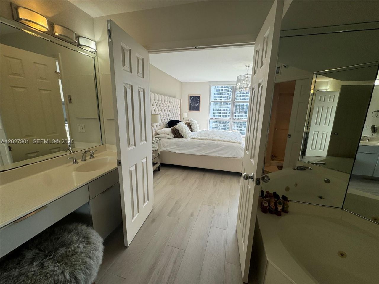 3500 Mystic Pointe Dr , Unit 2003, Aventura, FL 33180 Photo