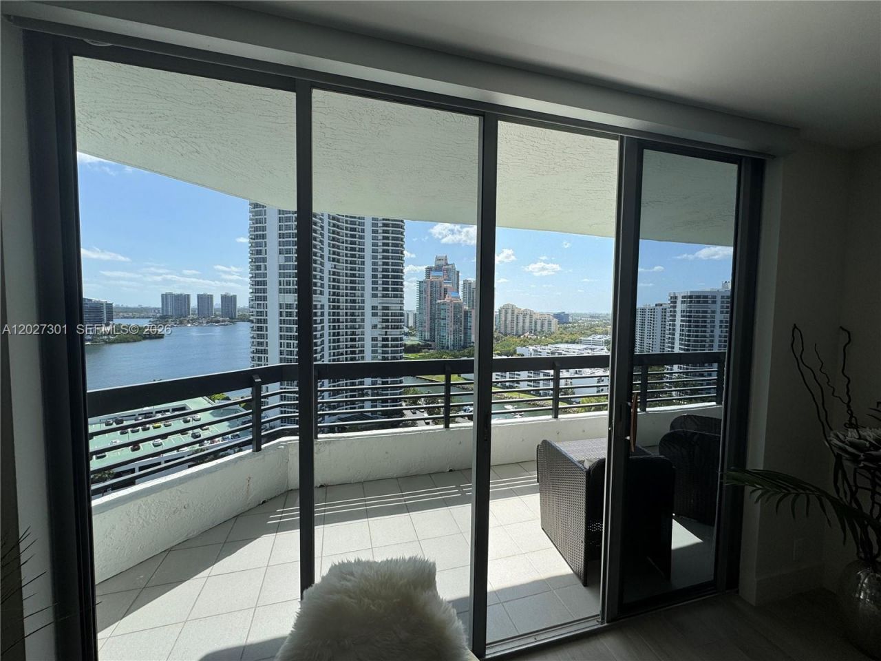 3500 Mystic Pointe Dr , Unit 2003, Aventura, FL 33180 Photo