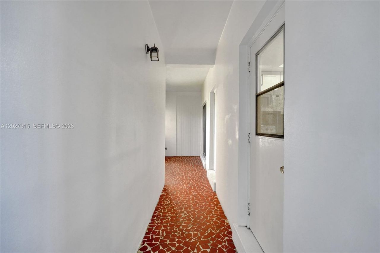 2441 SW 82nd Ave , Unit 205, Davie, FL 33324 Photo