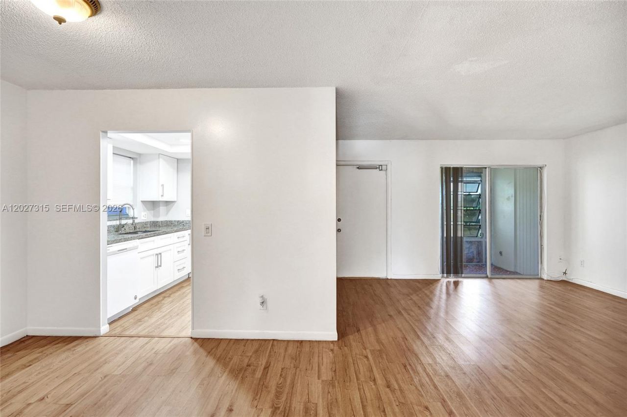 2441 SW 82nd Ave , Unit 205, Davie, FL 33324 Photo
