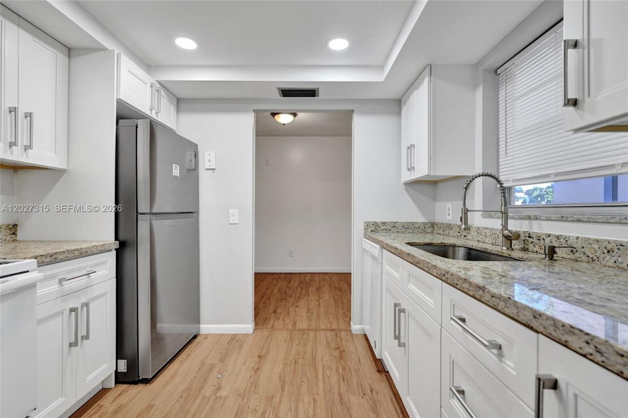 2441 SW 82nd Ave , Unit 205, Davie, FL 33324 Photo