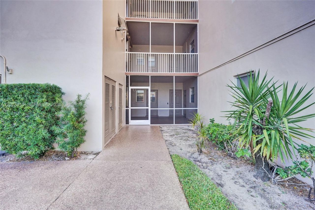 2441 SW 82nd Ave , Unit 205, Davie, FL 33324 Photo