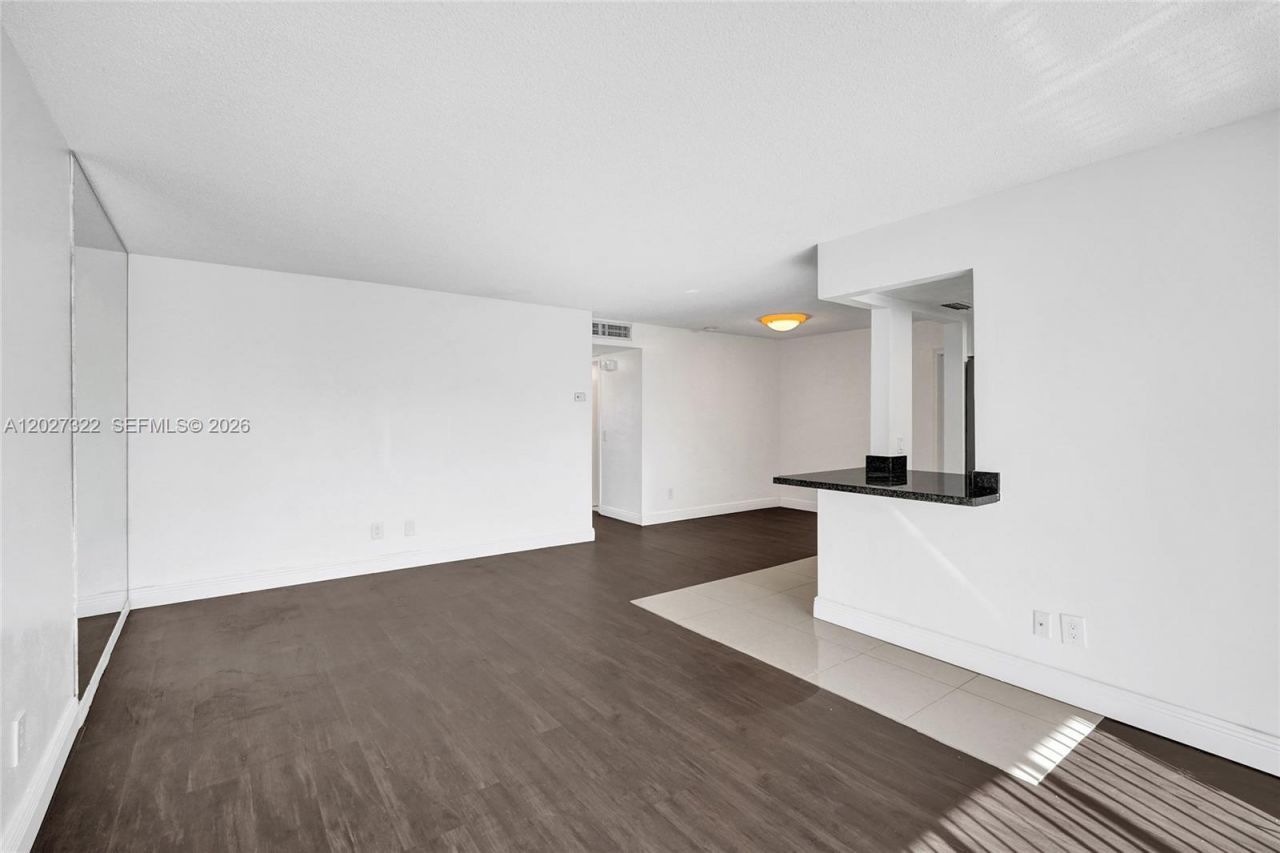 2481 SW 82nd Ave , Unit 205, Davie, FL 33324 Photo