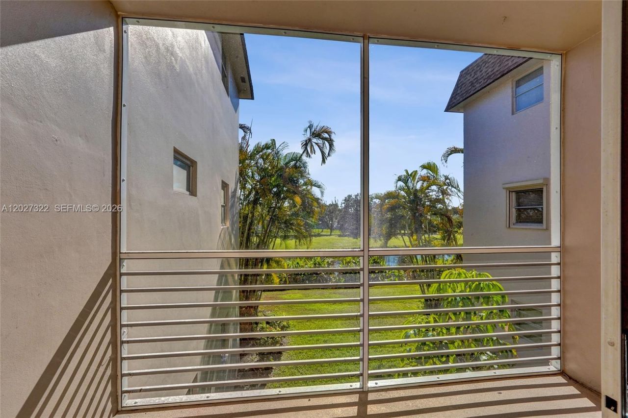 2481 SW 82nd Ave , Unit 205, Davie, FL 33324 Photo