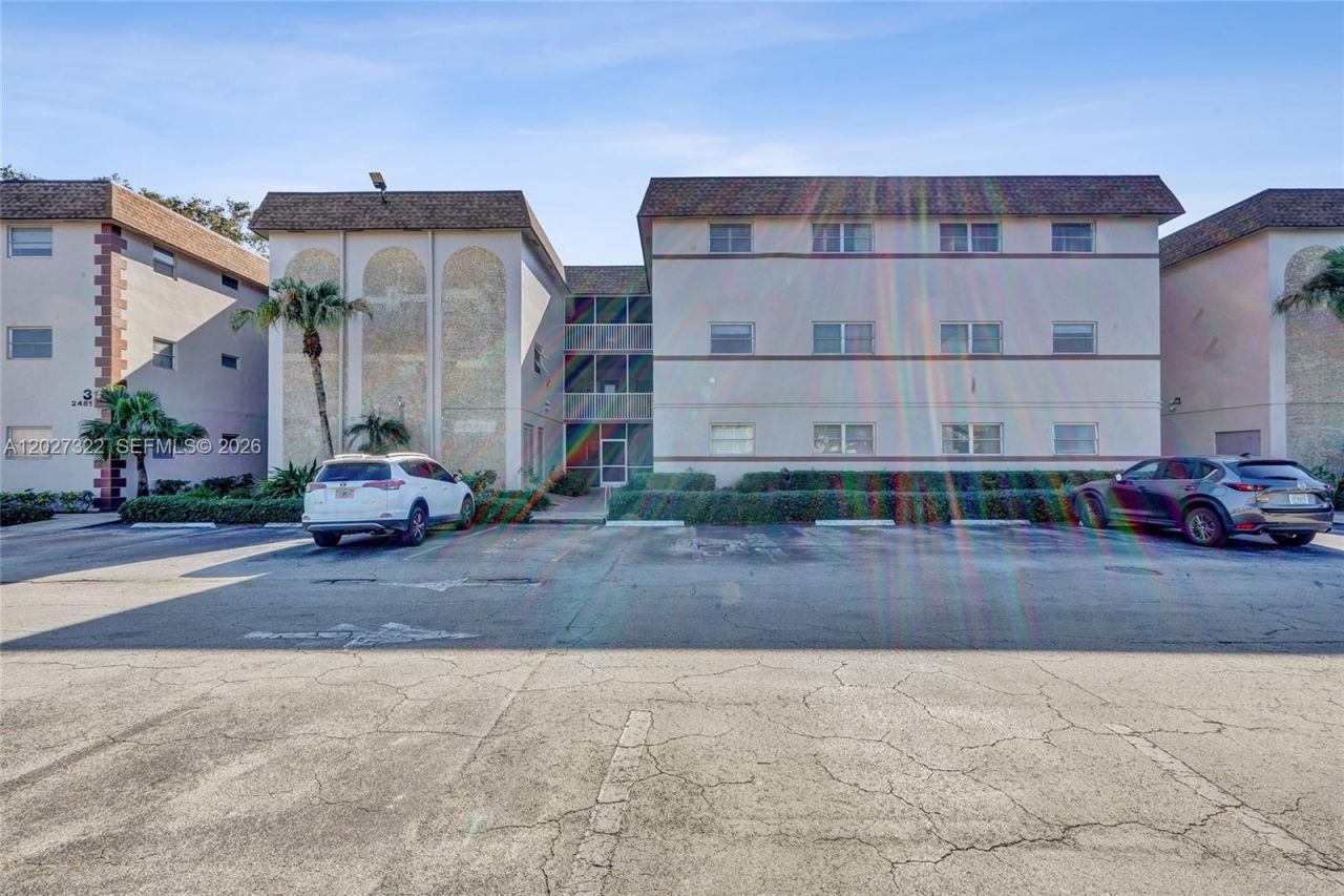 2481 SW 82nd Ave , Unit 205, Davie, FL 33324 Photo