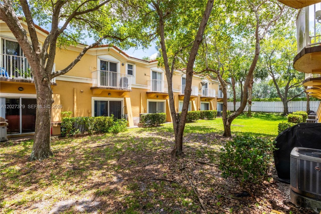 12850 SW 31st Ct , Unit 102, Miramar, FL 33027 Photo
