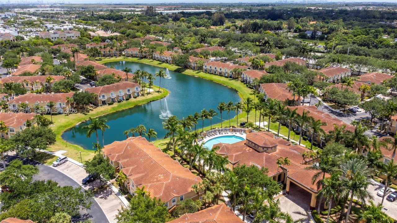 12850 SW 31st Ct , Unit 102, Miramar, FL 33027 Photo
