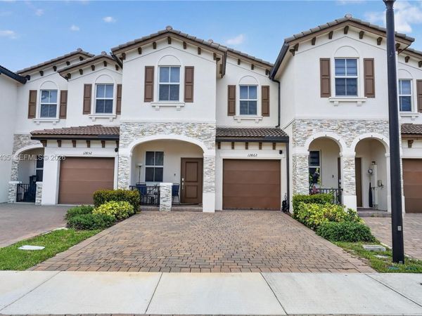 12862 NW 23rd Pl , Miami, FL 33167