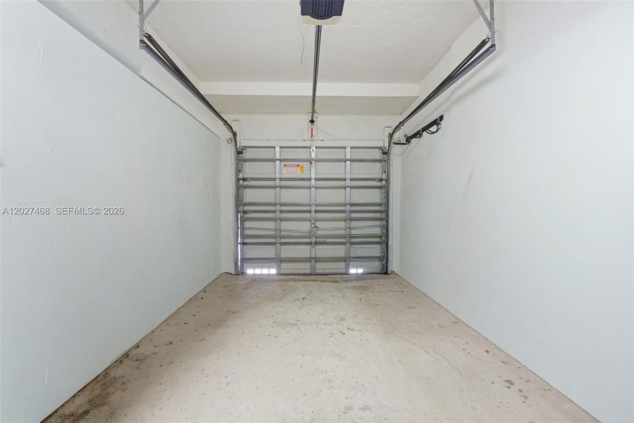 10180 SW 88th St, Unit 403, Miami, FL 33176 Photo