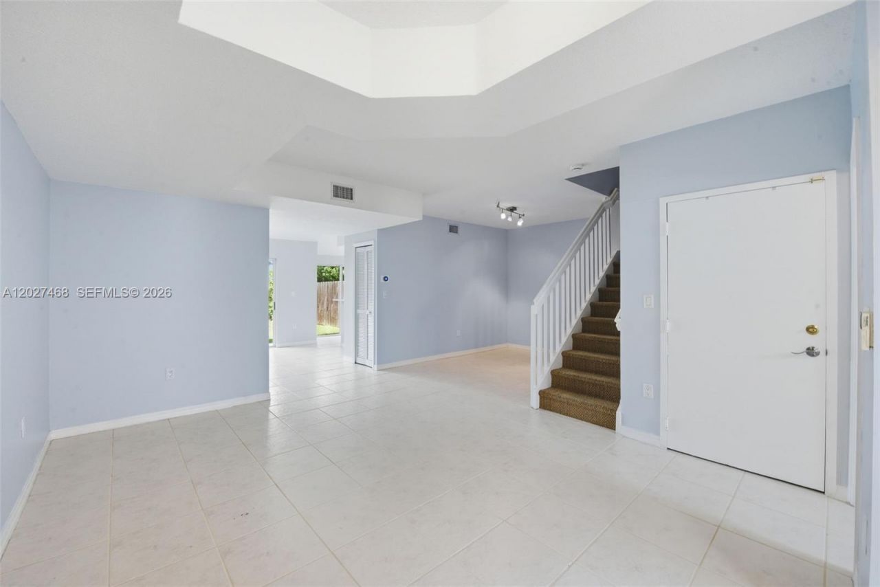 10180 SW 88th St, Unit 403, Miami, FL 33176 Photo