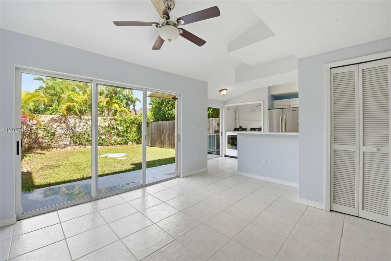 10180 SW 88th St, Unit 403, Miami, FL 33176 Photo