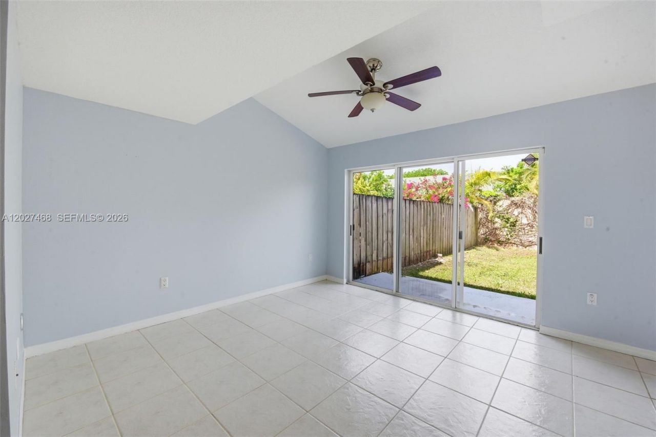 10180 SW 88th St, Unit 403, Miami, FL 33176 Photo