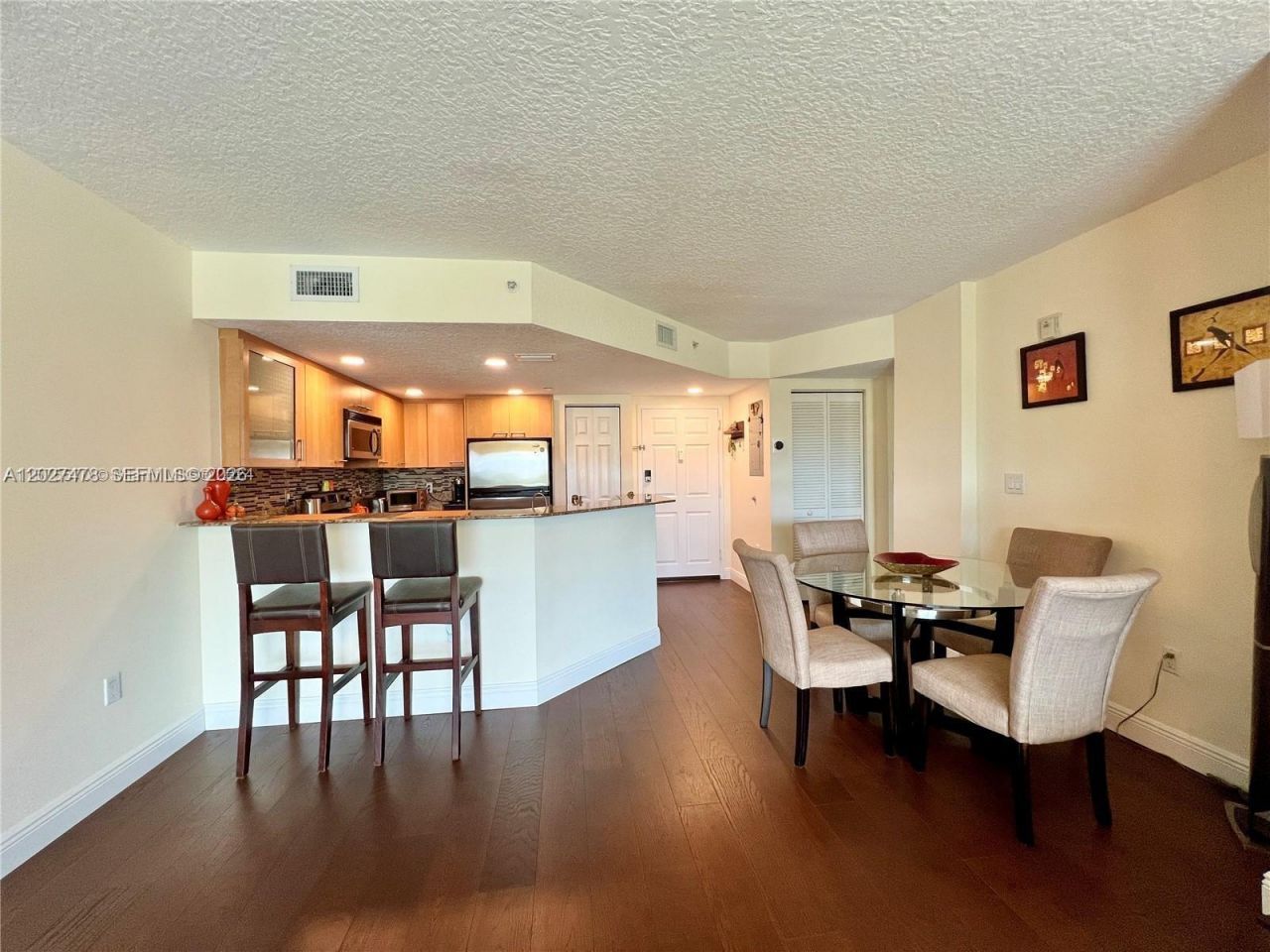 201 S Golden Isles Dr , Unit 306, Hallandale Beach, FL 33009 Photo