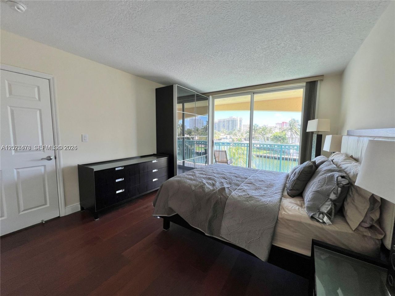 201 S Golden Isles Dr , Unit 306, Hallandale Beach, FL 33009 Photo
