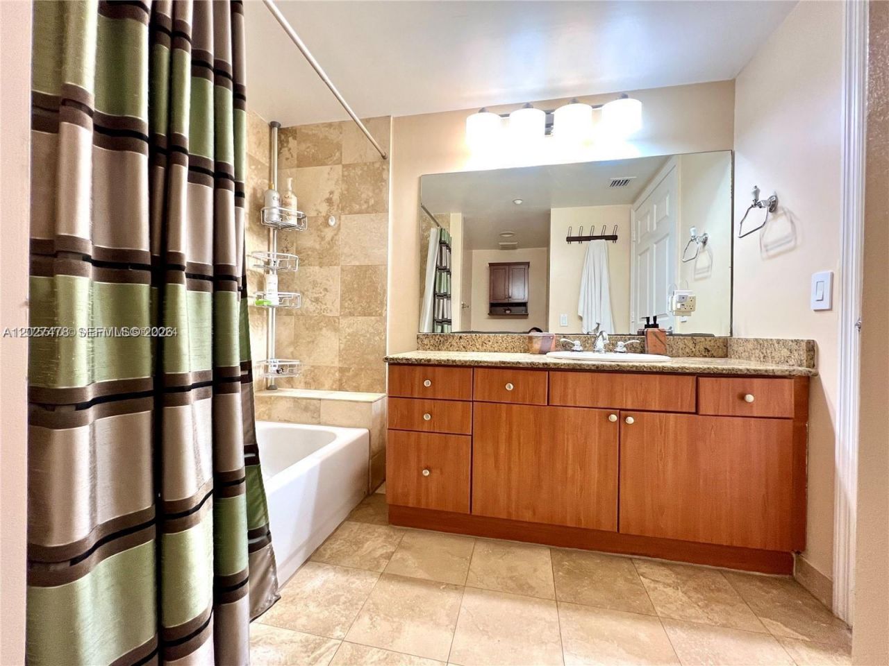 201 S Golden Isles Dr , Unit 306, Hallandale Beach, FL 33009 Photo
