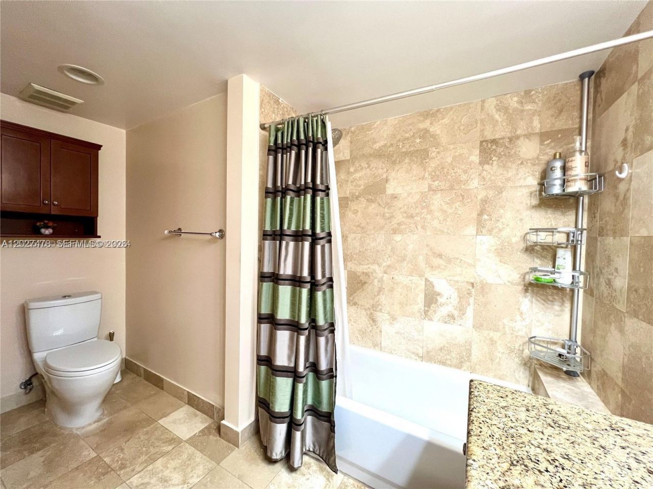201 S Golden Isles Dr , Unit 306, Hallandale Beach, FL 33009 Photo