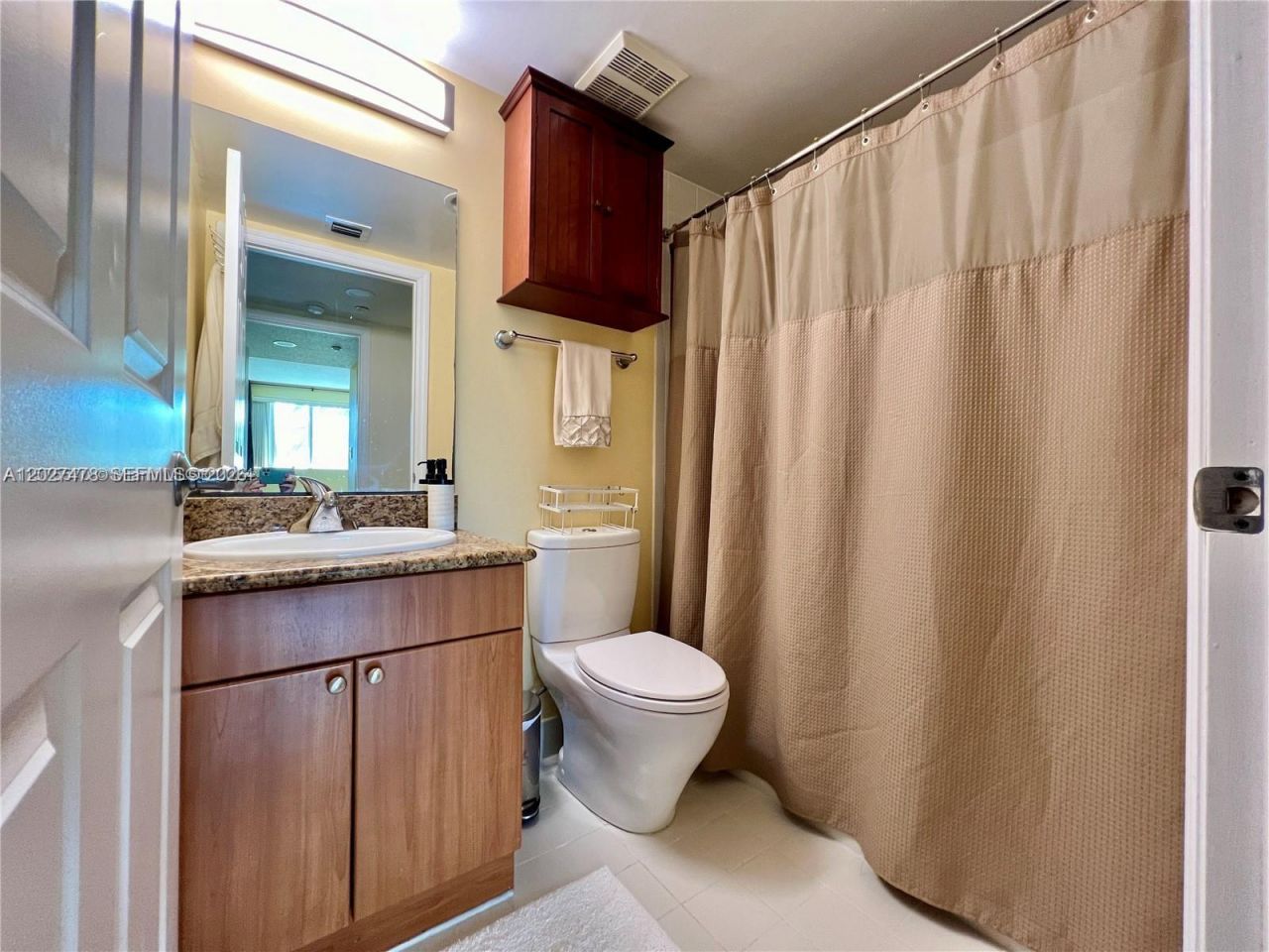 201 S Golden Isles Dr , Unit 306, Hallandale Beach, FL 33009 Photo