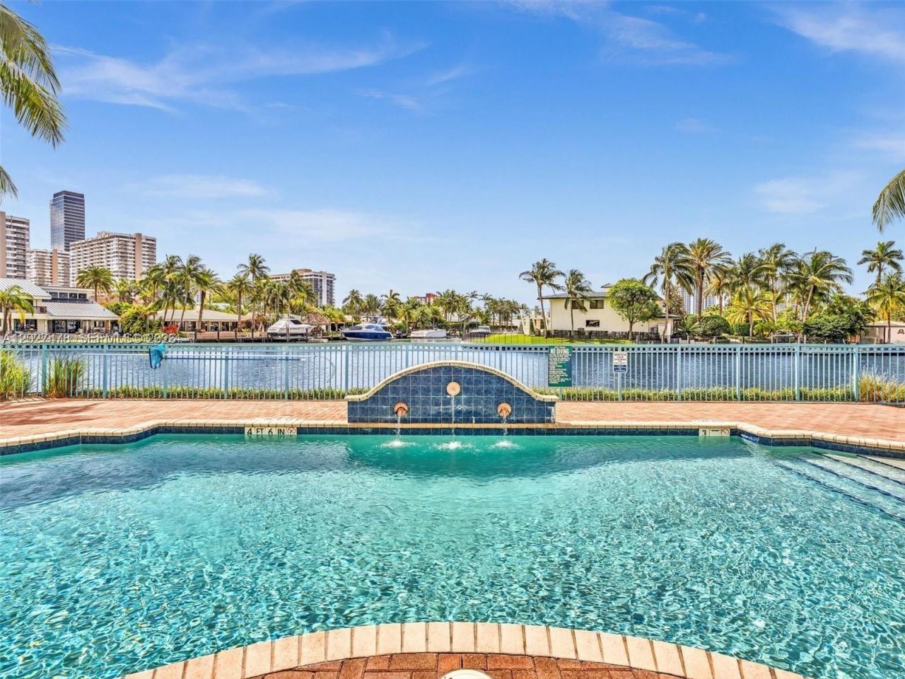 201 S Golden Isles Dr , Unit 306, Hallandale Beach, FL 33009 Photo