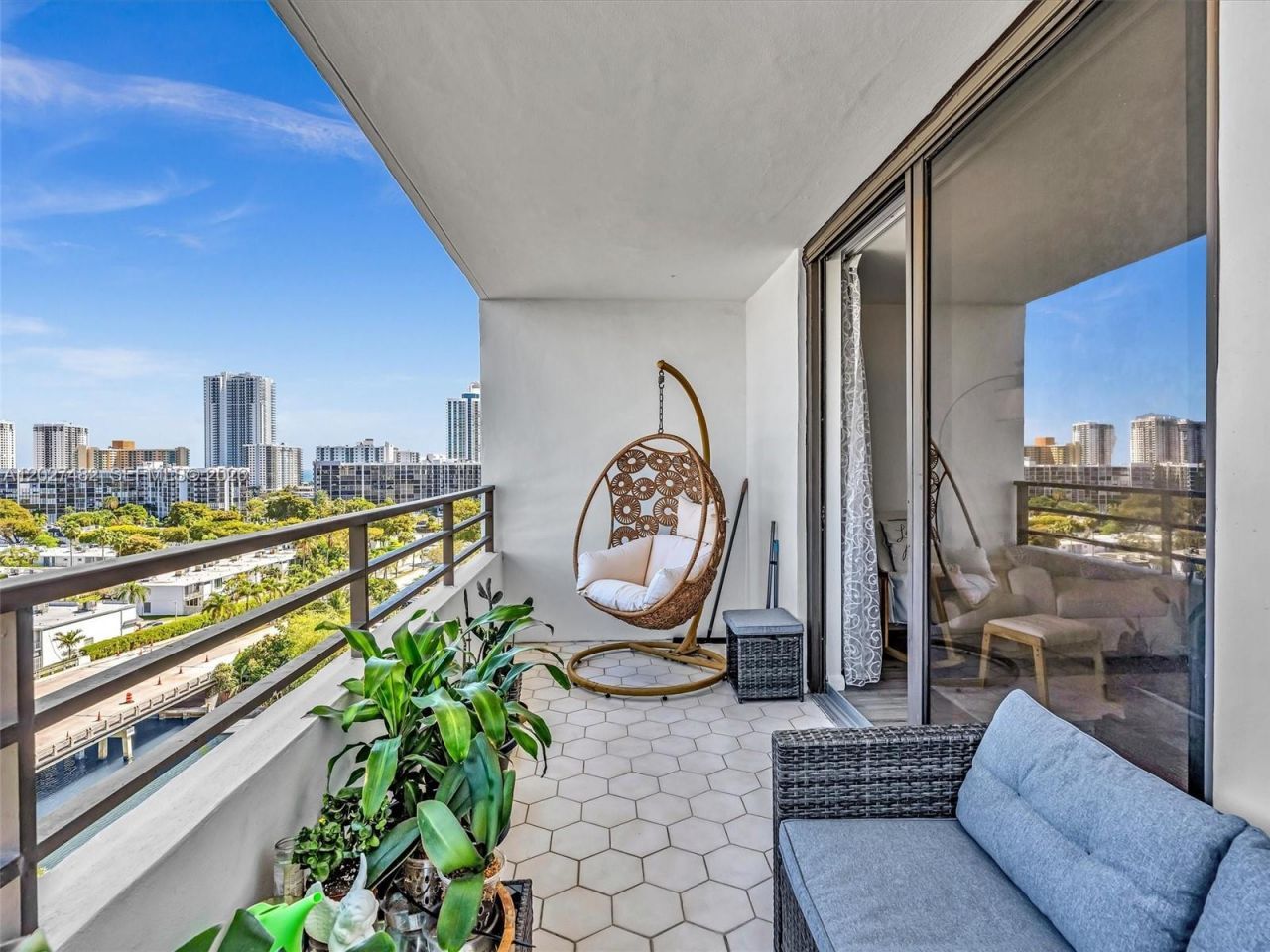 2500 Parkview Dr , Unit 1108, Hallandale Beach, FL 33009 Photo