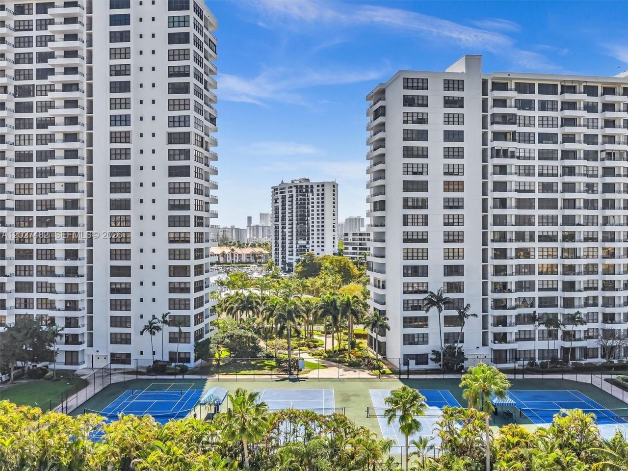 2500 Parkview Dr , Unit 1108, Hallandale Beach, FL 33009 Photo