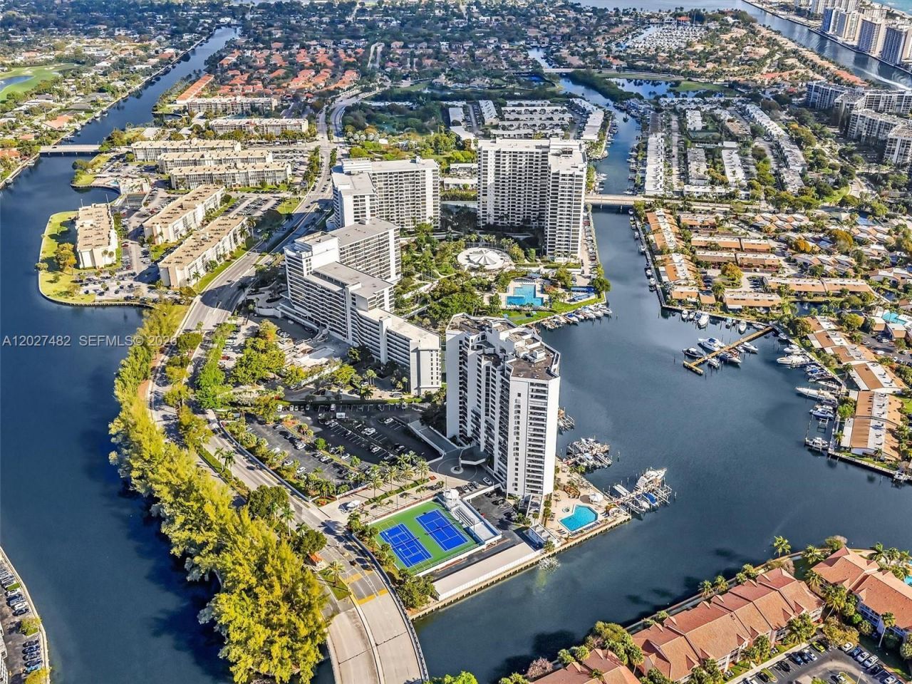 2500 Parkview Dr , Unit 1108, Hallandale Beach, FL 33009 Photo