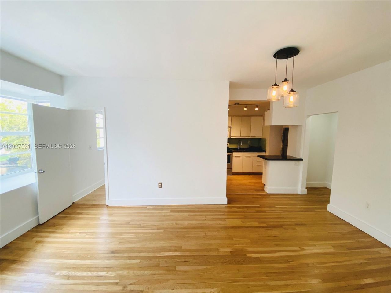 6881 Bay Dr , Unit 11, Miami Beach, FL 33141 Photo