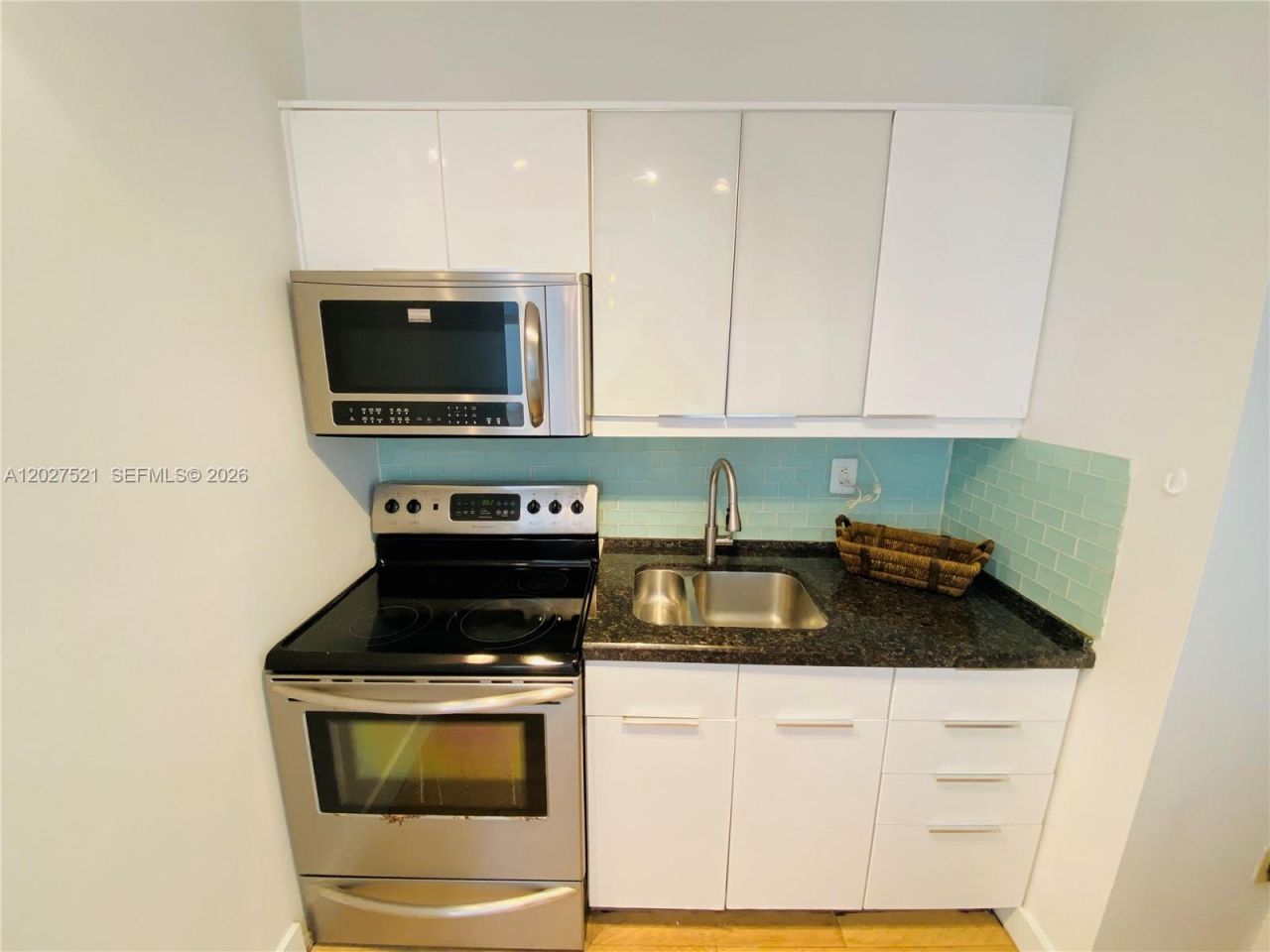 6881 Bay Dr , Unit 11, Miami Beach, FL 33141 Photo