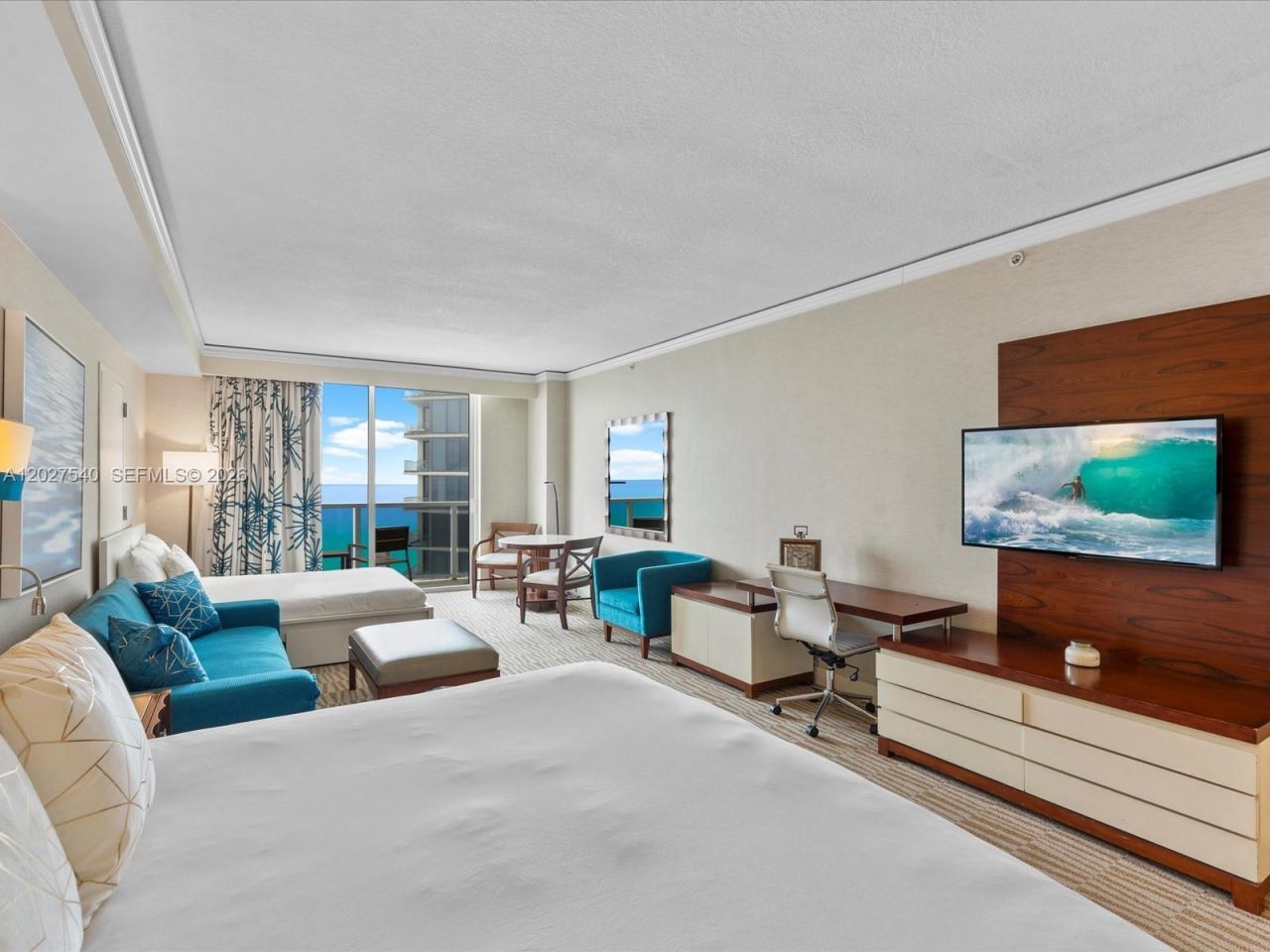 18001 Collins Ave, Unit 2511, Sunny Isles Beach, FL 33160 Photo