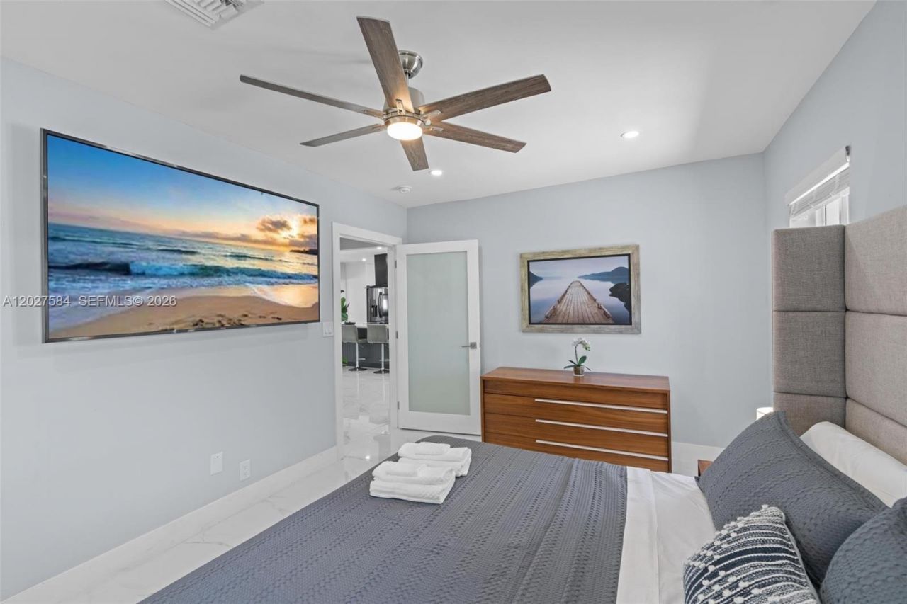 26 NE 88th St, El Portal, FL 33138 Photo
