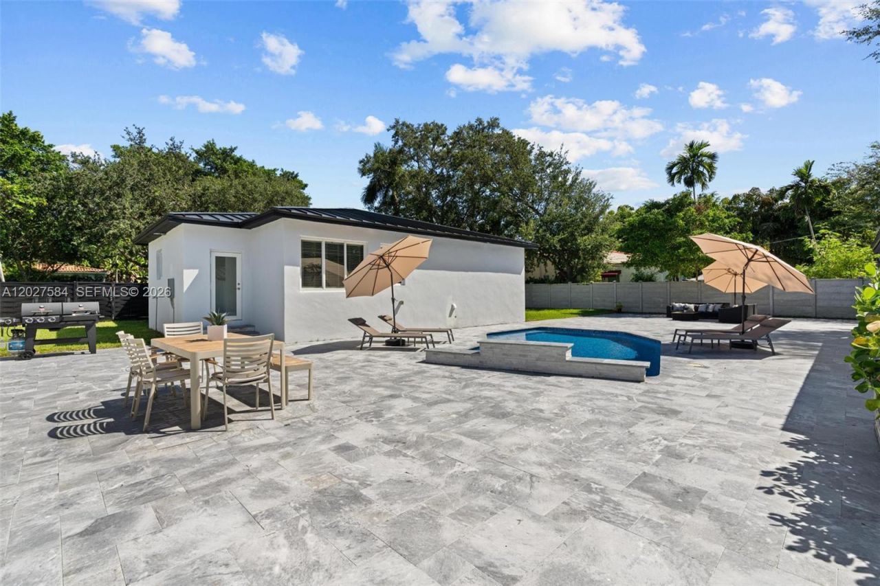 26 NE 88th St, El Portal, FL 33138 Photo