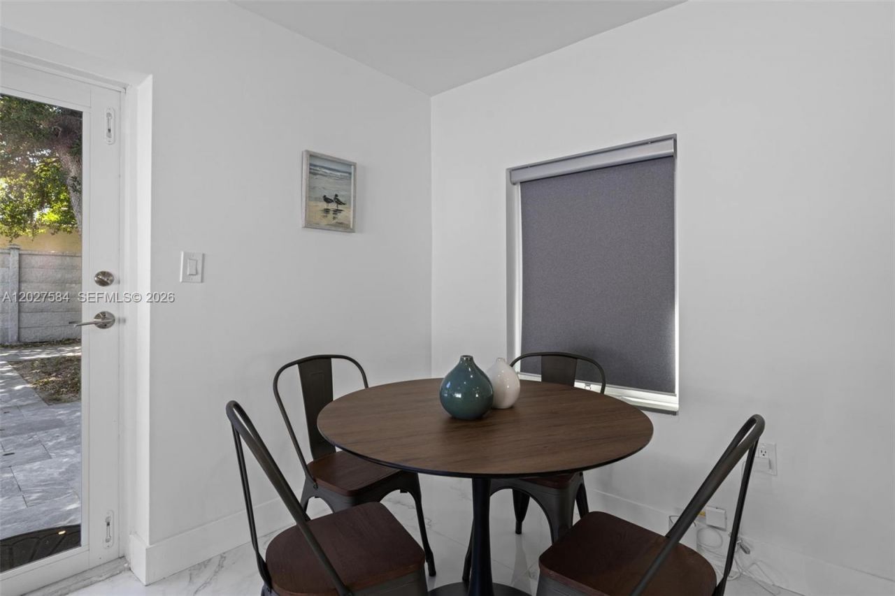 26 NE 88th St, El Portal, FL 33138 Photo
