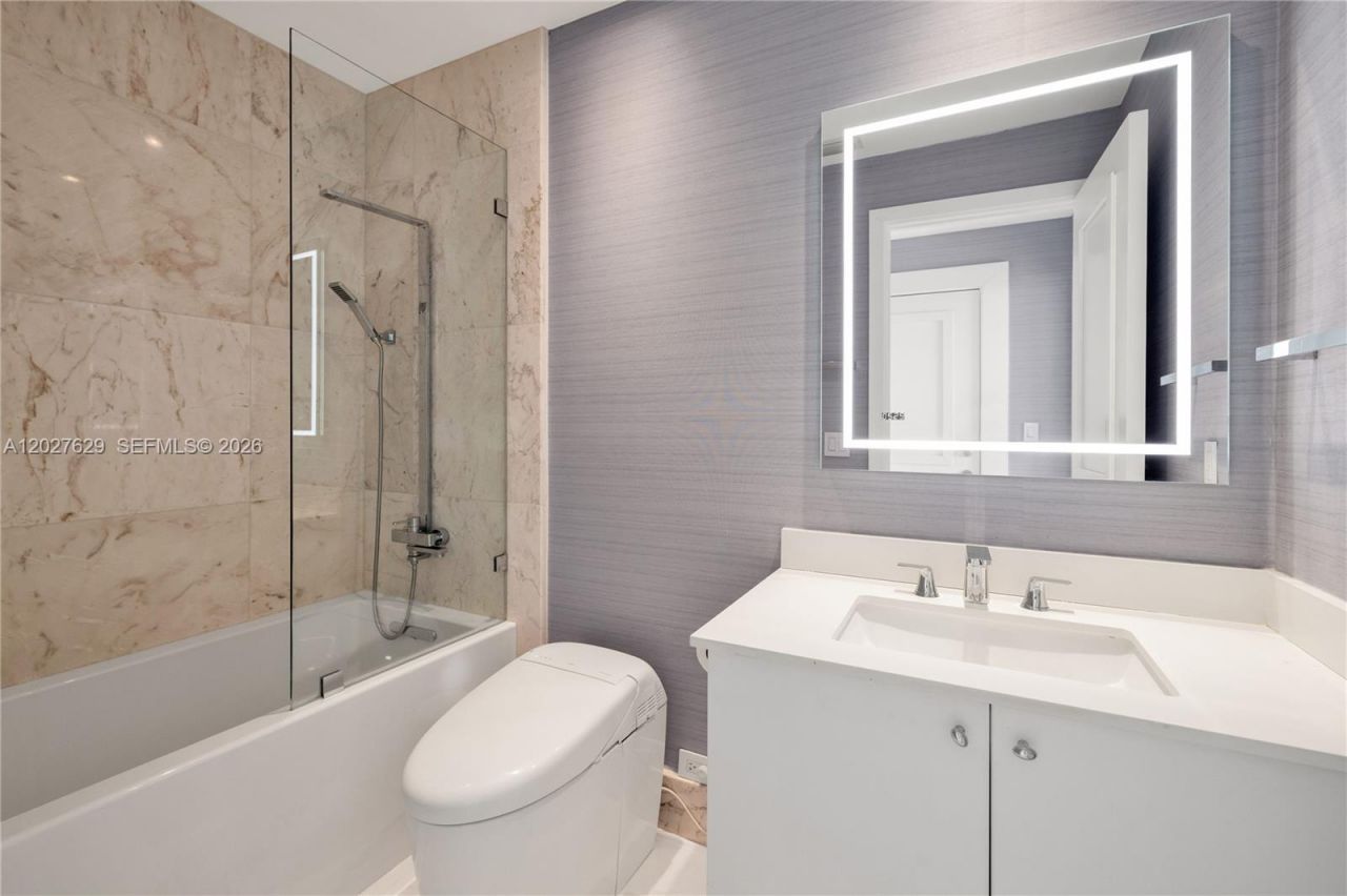 799 Crandon Blvd , Unit PH-8, Key Biscayne, FL 33149 Photo