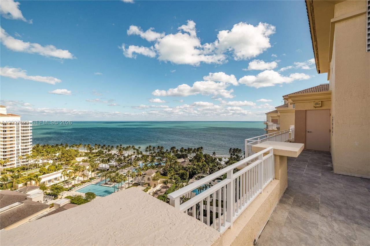799 Crandon Blvd , Unit PH-8, Key Biscayne, FL 33149 Photo