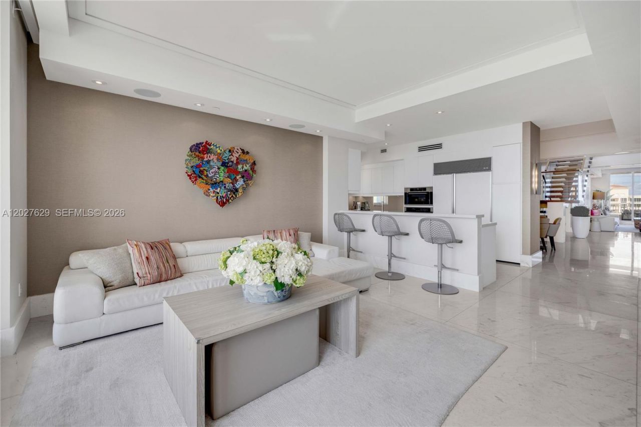 799 Crandon Blvd , Unit PH-8, Key Biscayne, FL 33149 Photo