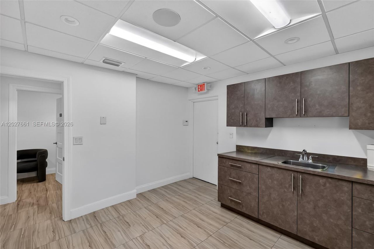 201 N University Dr, Unit 14, Plantation, FL 33324 Photo