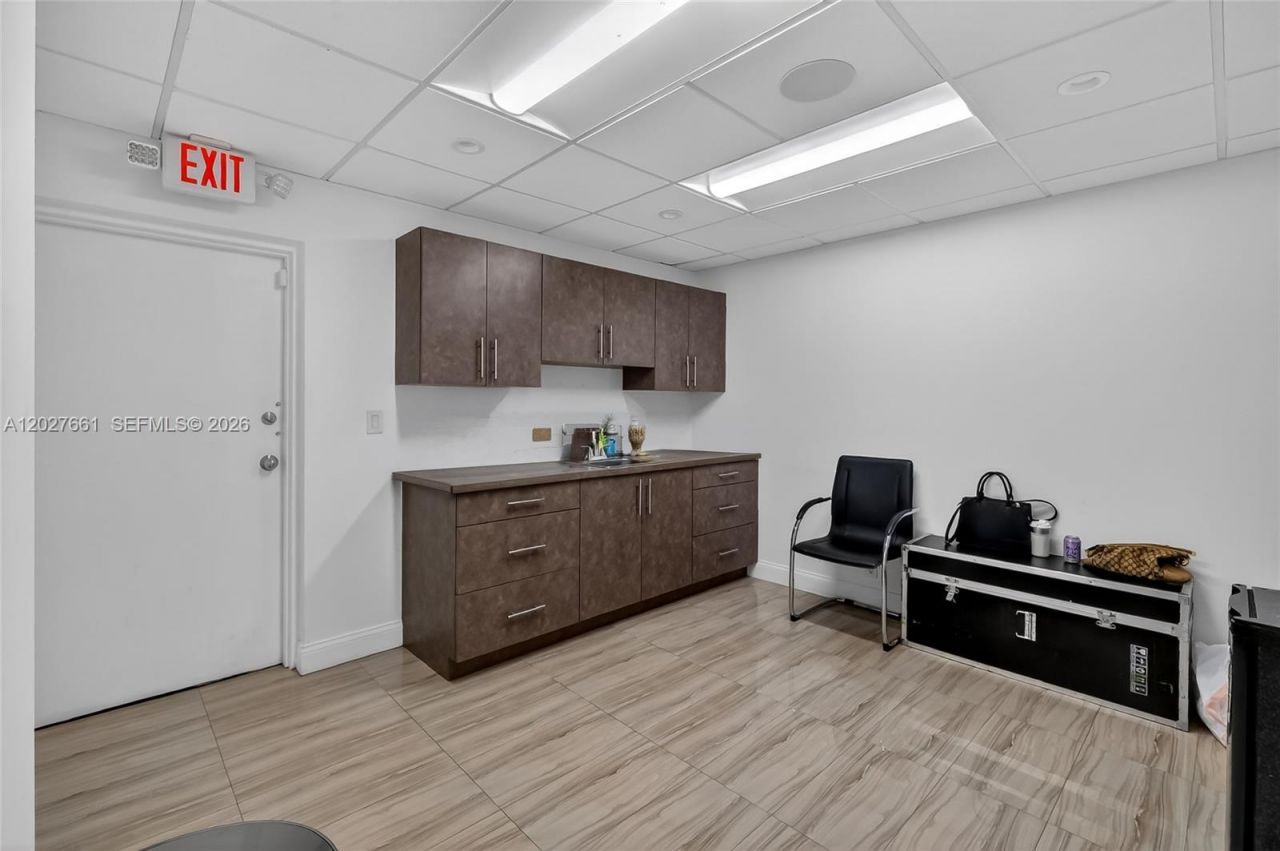 201 N University Dr, Unit 14, Plantation, FL 33324 Photo