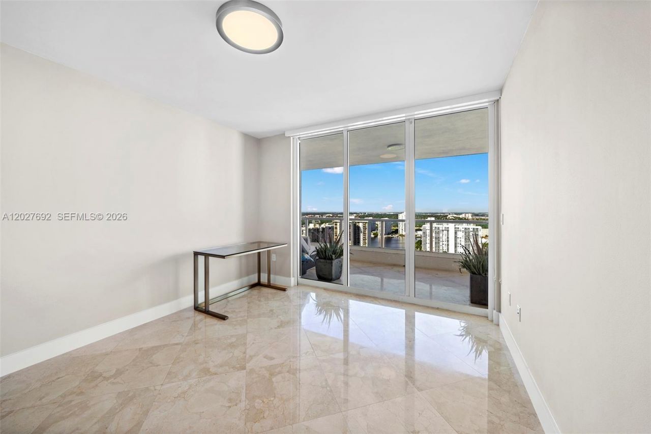 3201 NE 183rd St , Unit 3107, Aventura, FL 33160 Photo