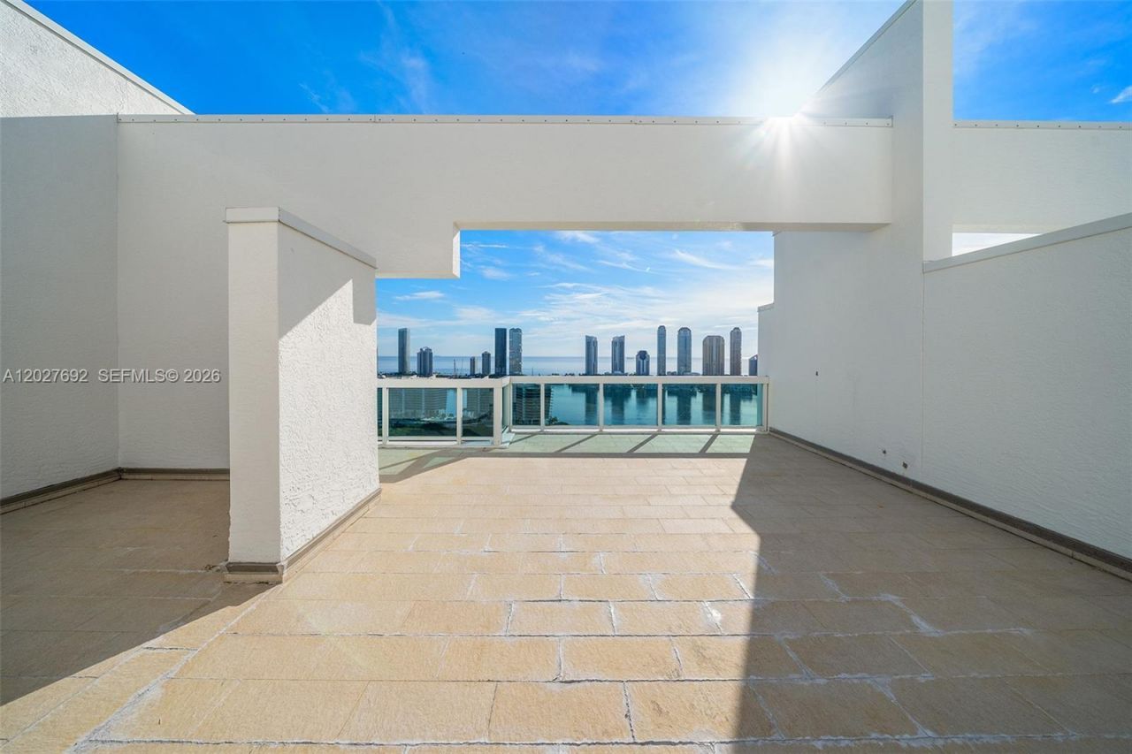 3201 NE 183rd St , Unit 3107, Aventura, FL 33160 Photo
