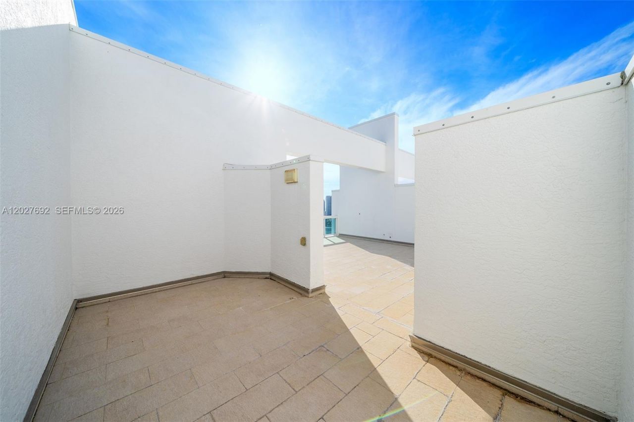 3201 NE 183rd St , Unit 3107, Aventura, FL 33160 Photo